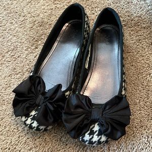 Gap Houndstooth Shoes Size 5